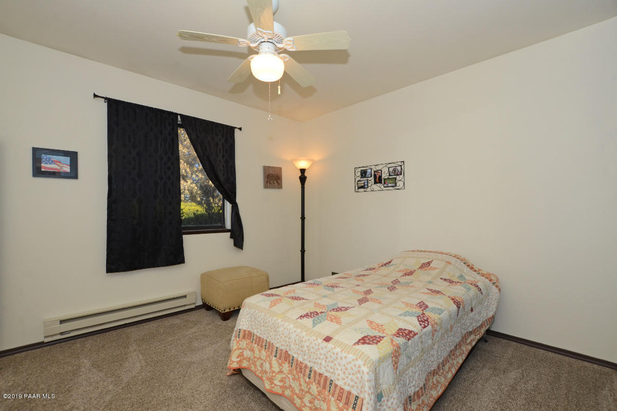 600 Rolling Hills Road Paulden, AZ 86334 - Photo 19 of 27 19 Bedroom 1