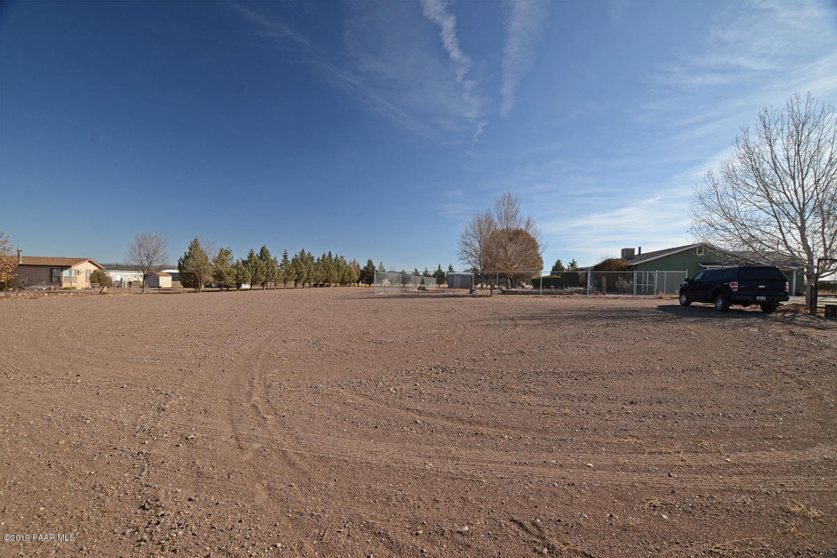 600 Rolling Hills Road Paulden, AZ 86334 - Photo 21 of 27 09