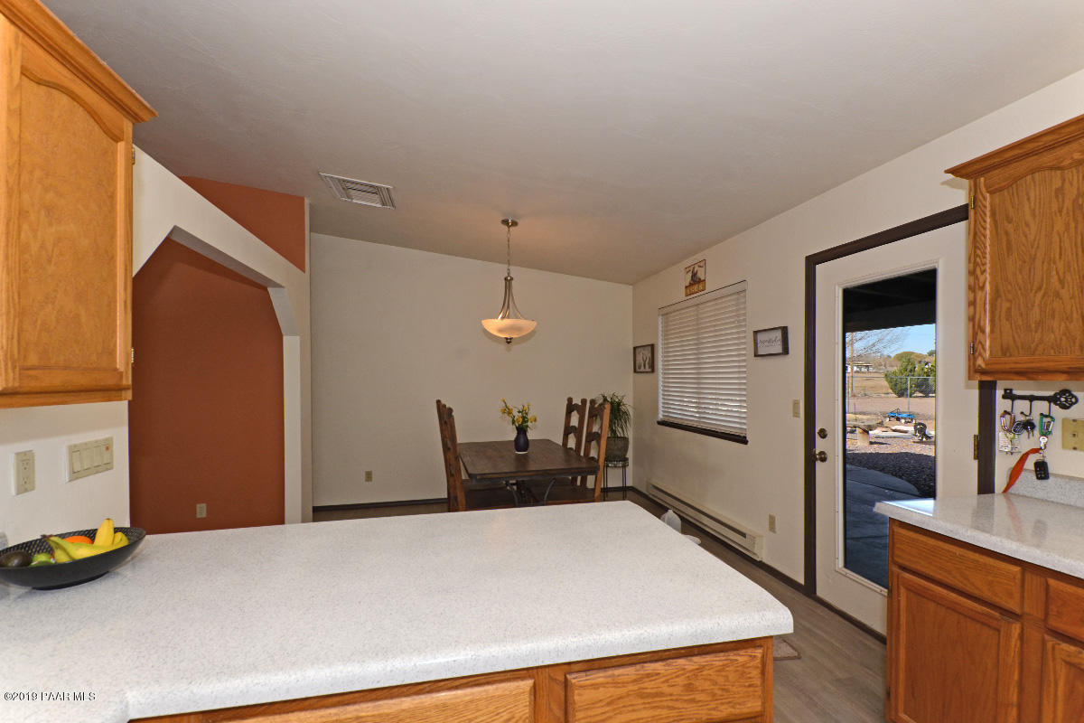 600 Rolling Hills Road Paulden, AZ 86334 - Photo 10 of 27 14 Kitchen 2