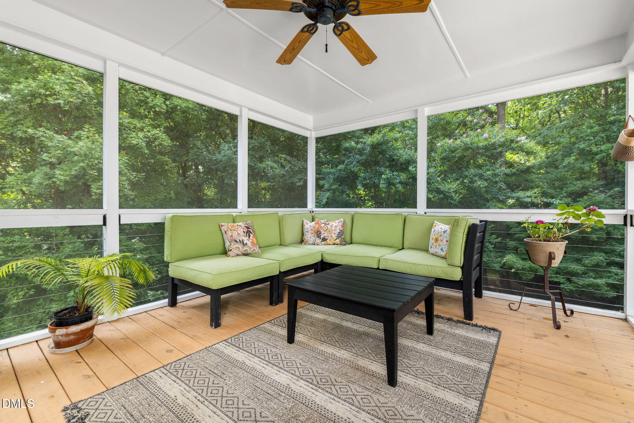 11936 Sycamore Grove Lane Raleigh, NC 27614 - Photo 8 of 82 34-web-or-mls-11936-Sycamore-34