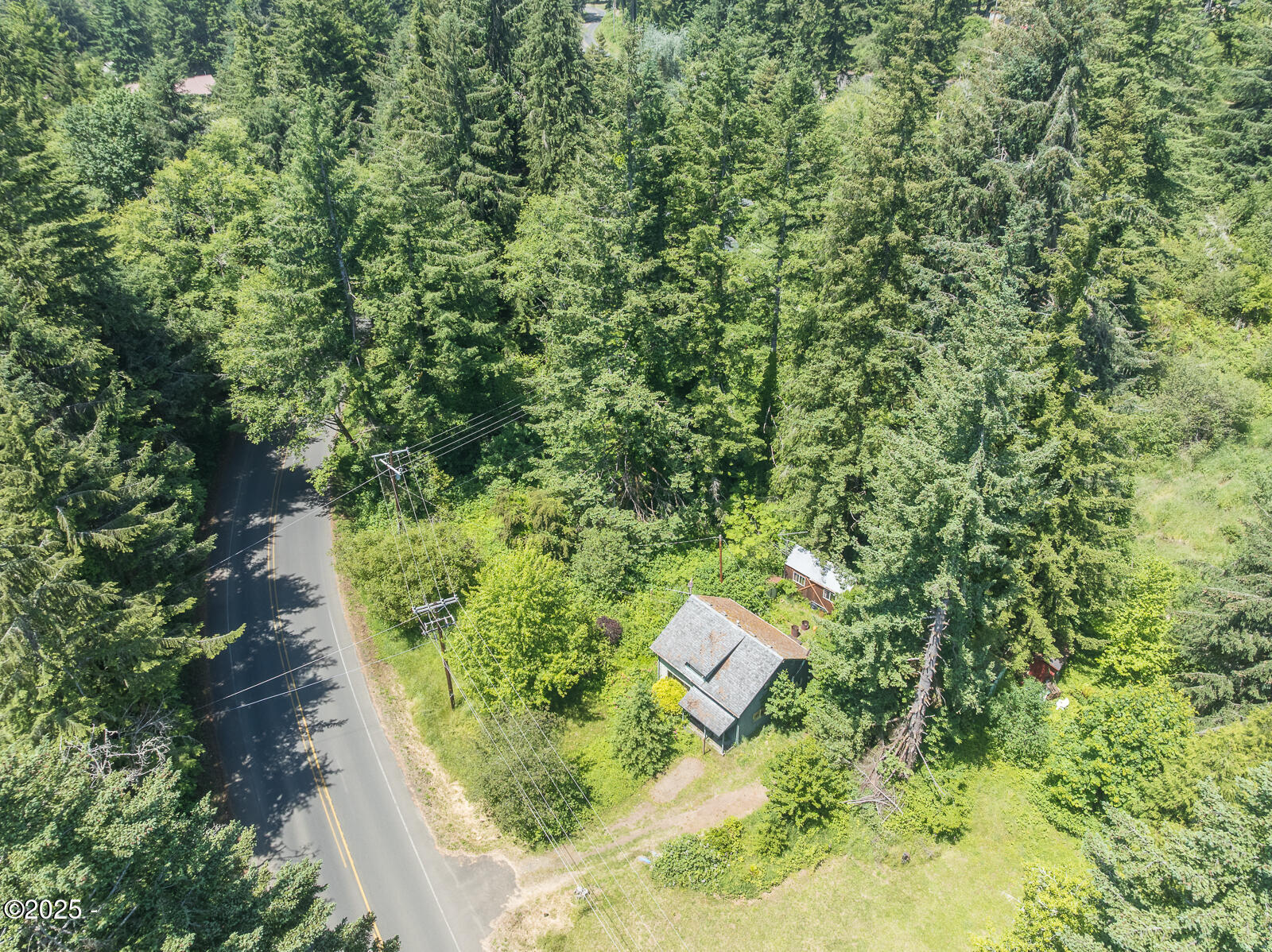 621 Logsden Road Siletz, OR 97380 - Photo 8 of 18 -08