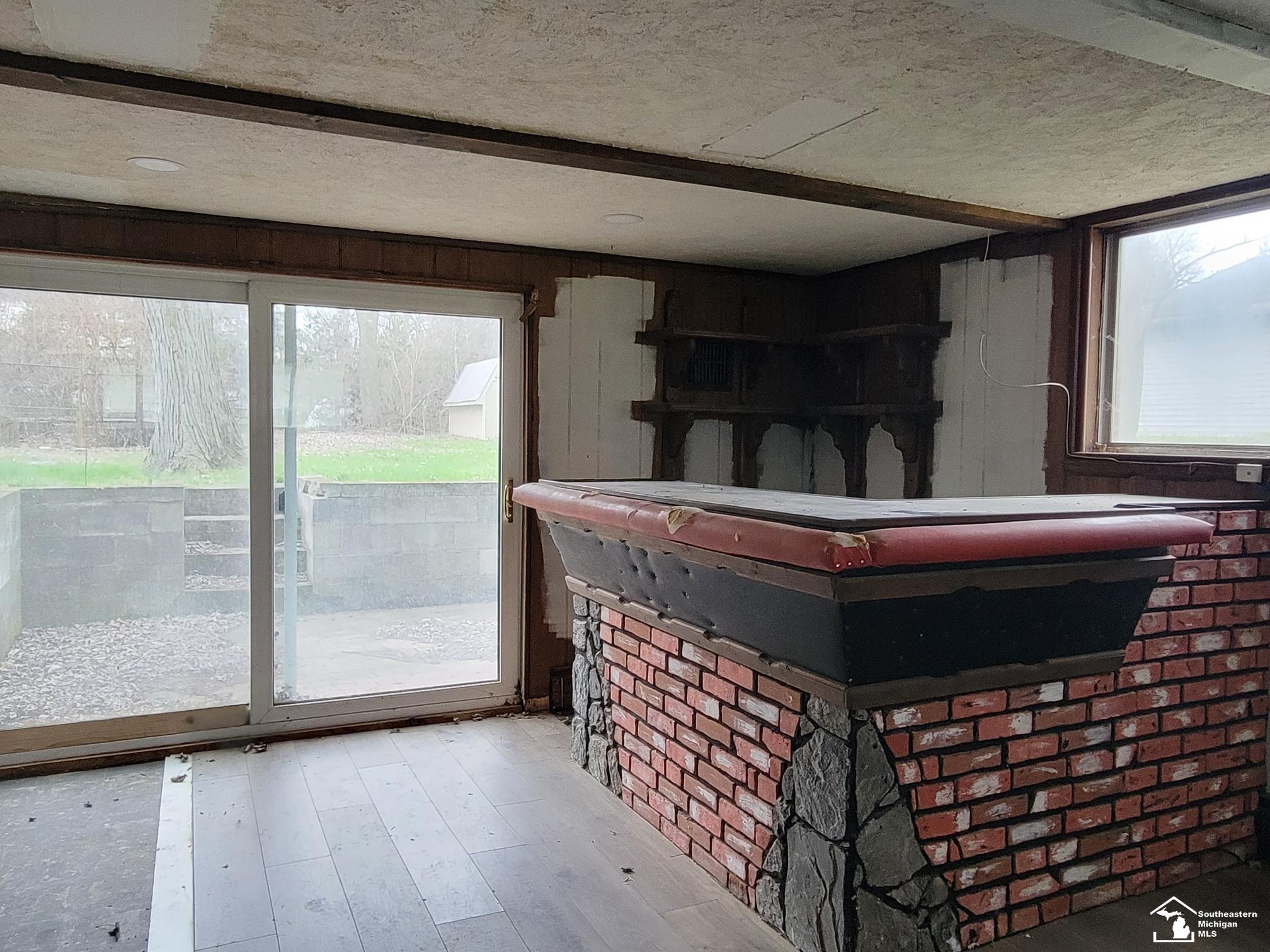 8255 Secor Road Lambertville, MI 48144 - Photo 17 of 19
