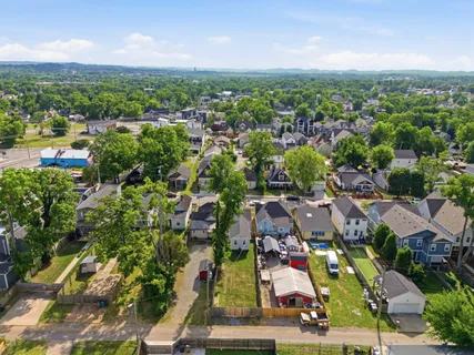 $425,000 | 1812 10th Avenue North, Nashville, TN 37208