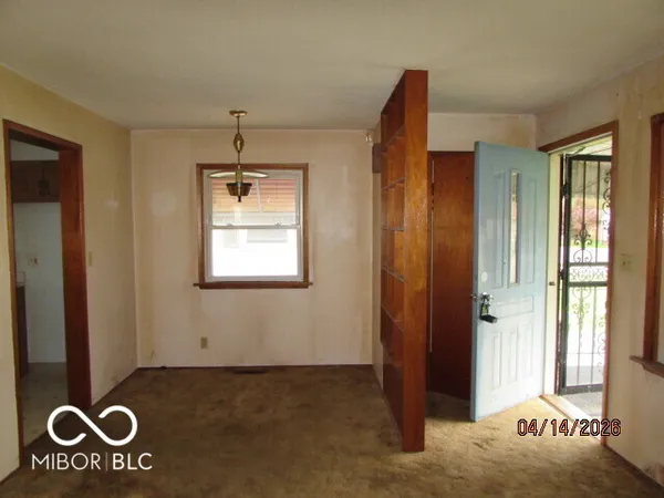 $90,000 | 904 Ellenhurst Drive, Anderson, IN 46012