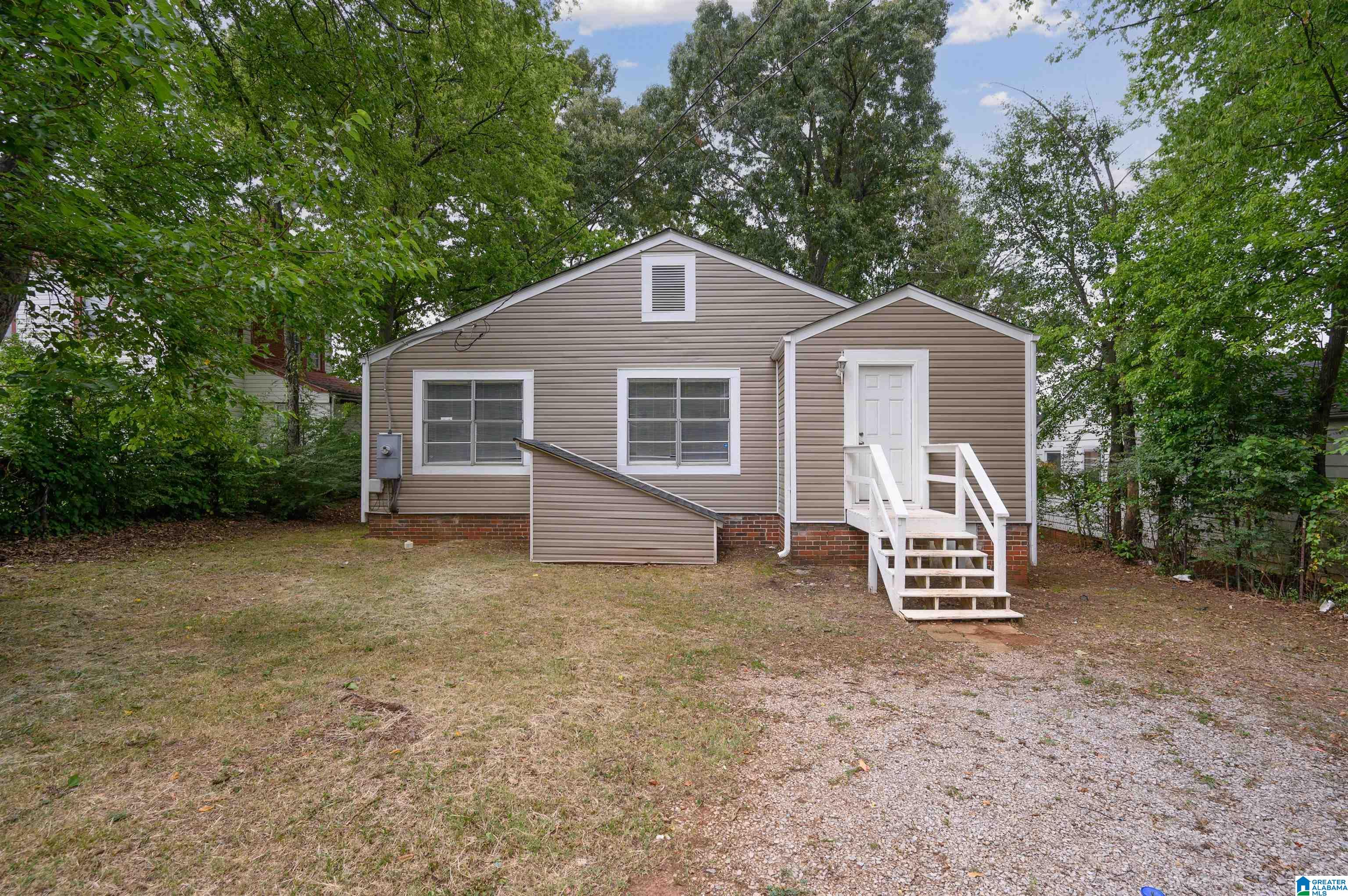 609 Valley Road Fairfield, AL 35064 - Photo 35 of 36