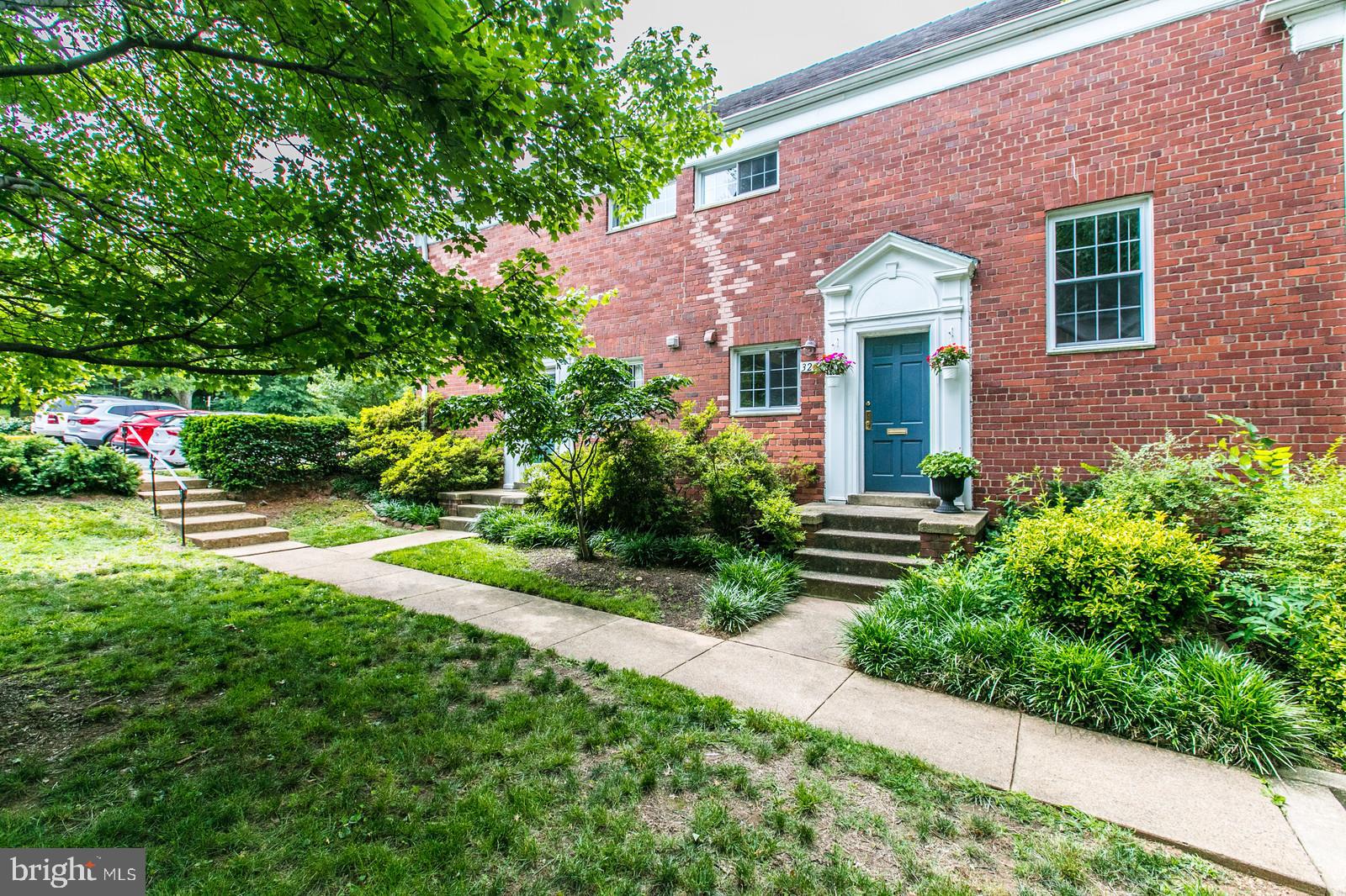 3250 Gunston Road Alexandria, VA 22302 - Photo 2 of 54