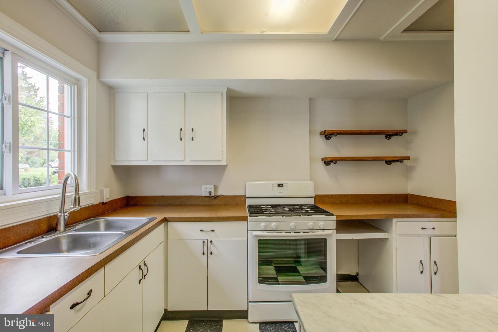 3250 Gunston Road Alexandria, VA 22302 - Photo 23 of 54