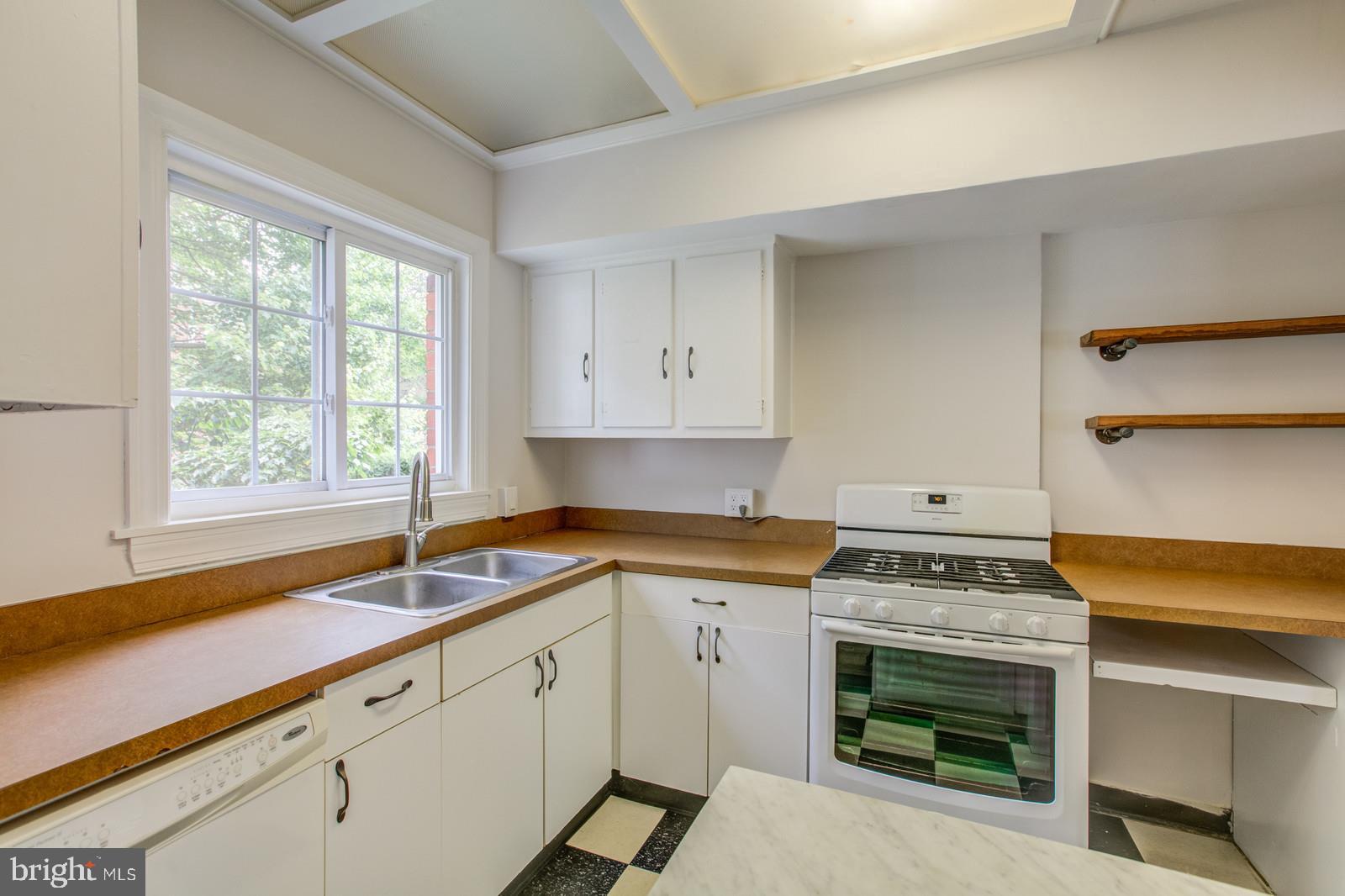 3250 Gunston Road Alexandria, VA 22302 - Photo 24 of 54