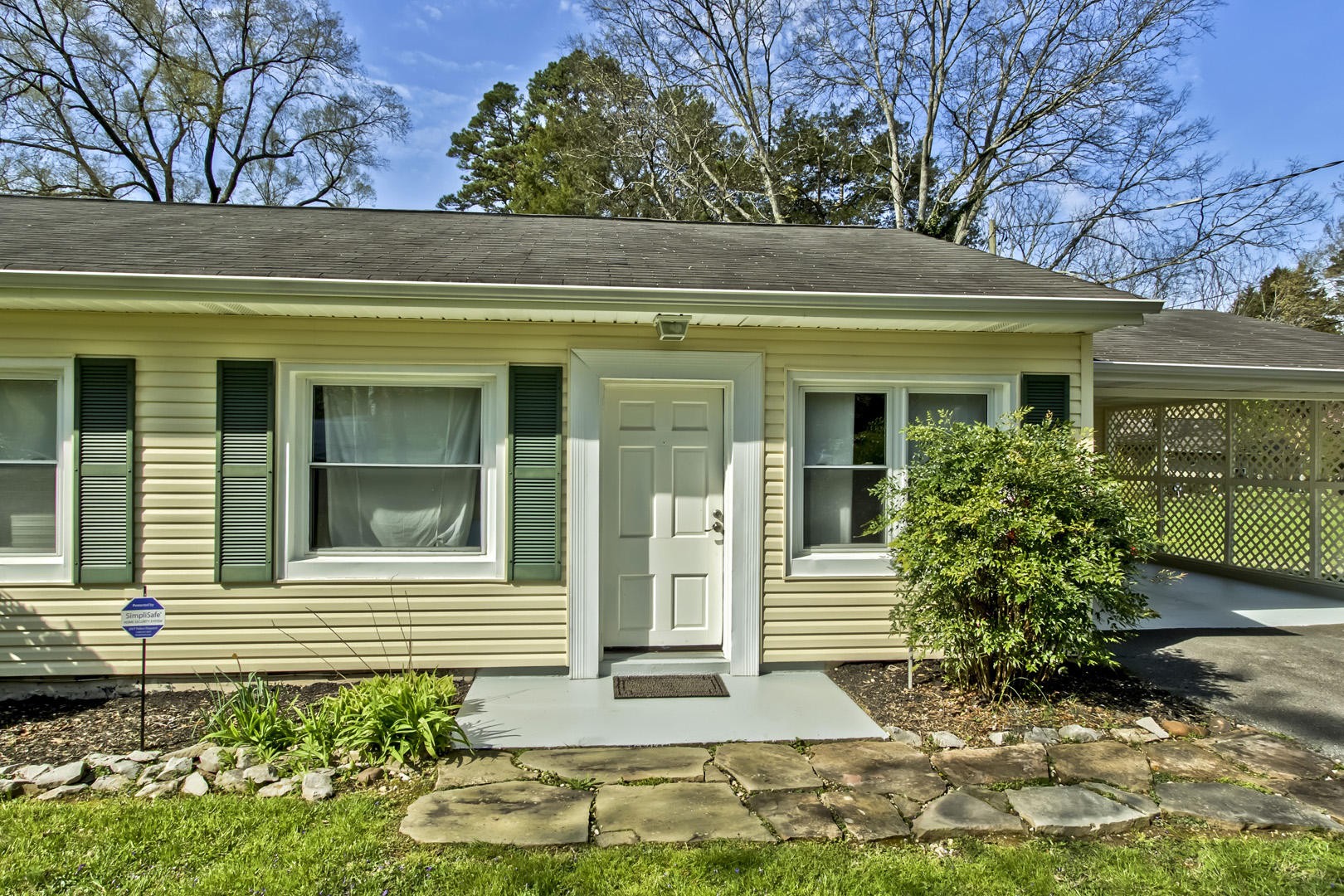 4807 Seminole Road Northeast Knoxville, TN 37918 - Photo 3 of 17 Gallery Image 3