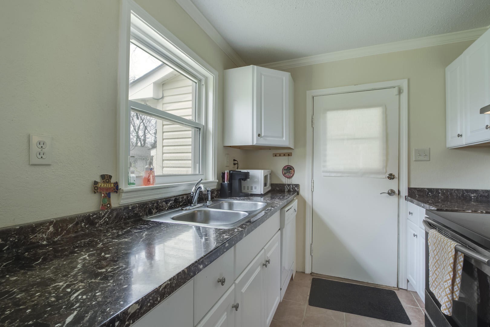 4807 Seminole Road Northeast Knoxville, TN 37918 - Photo 9 of 17 Gallery Image 9