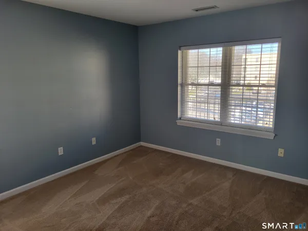 $249,900 | 75 Washington Avenue, Unit 5303, Hamden, CT 06518