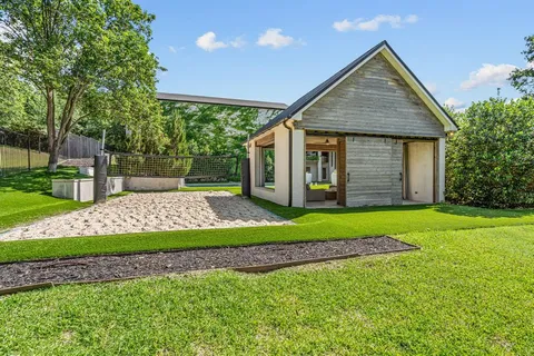 $2,750,000 | 6345 Meadows W Drive, Fort Worth, TX 76132