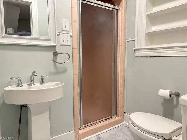 $1,625 | 323 South Hamilton Street, Eden, NC 27288