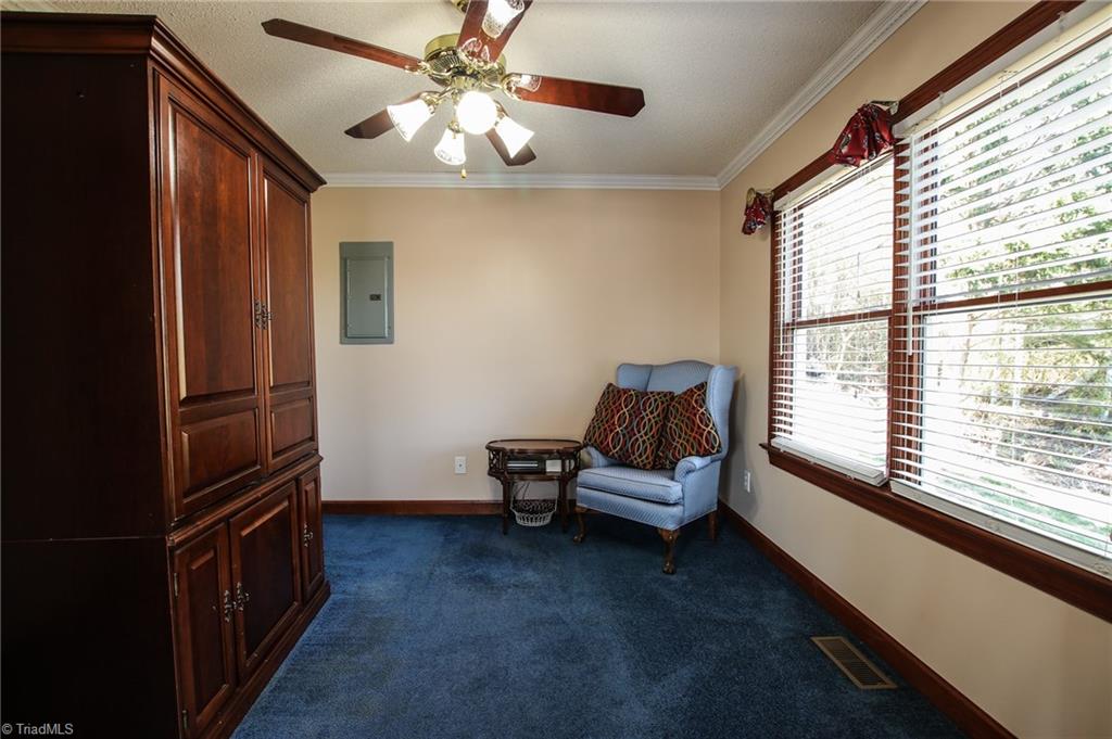 516 Shoreline Road New London, NC 28127 - Photo 16 of 26 Bonus room area on lower level