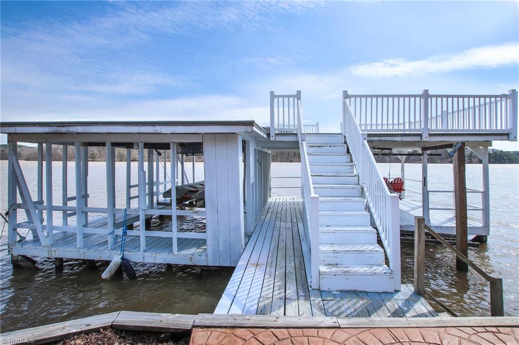 516 Shoreline Road New London, NC 28127 - Photo 9 of 26 Double decker pier with boat lift