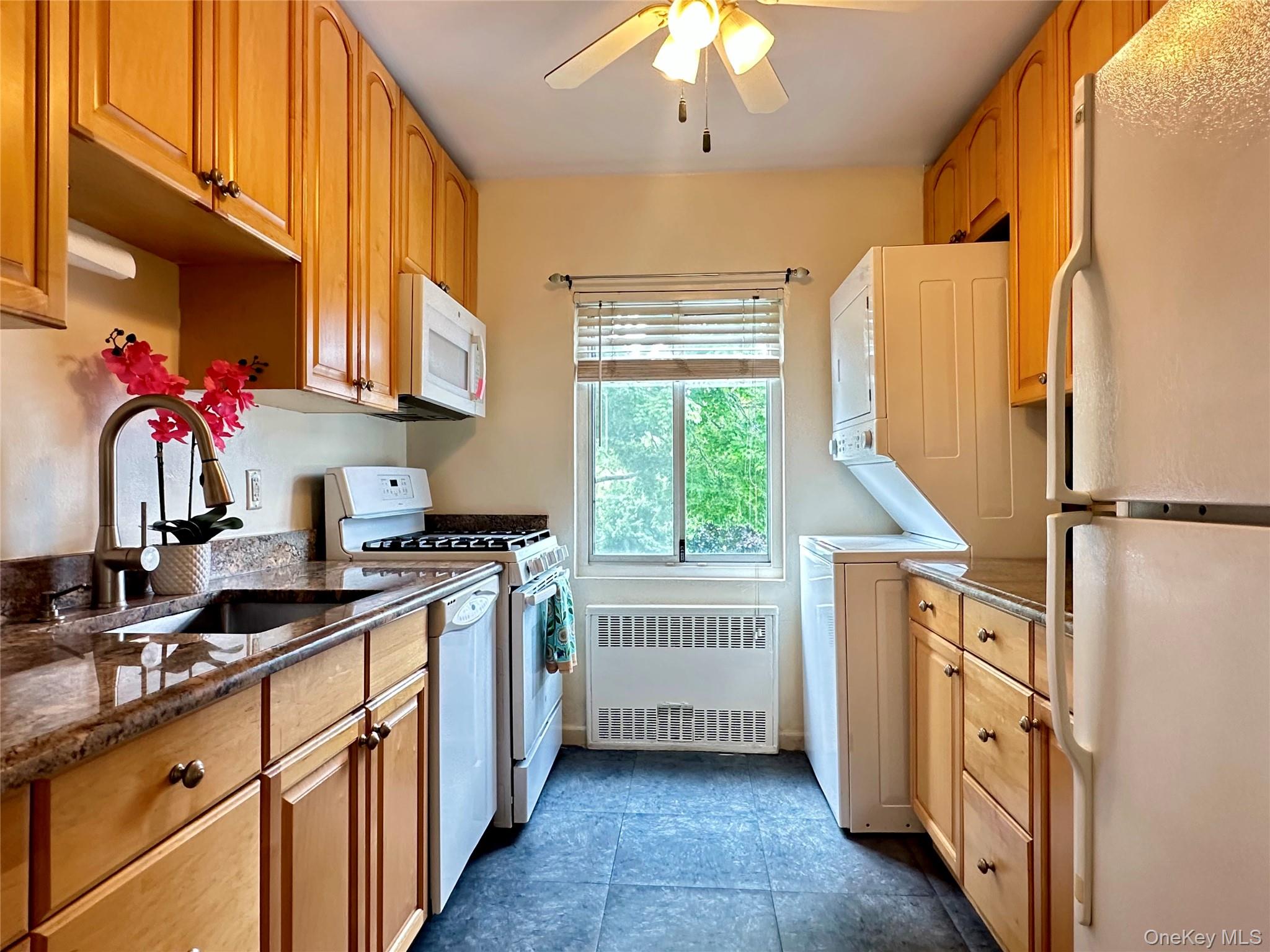 129 Fenimore Road, Unit 129B Mamaroneck, NY 10543 - Photo 3 of 19