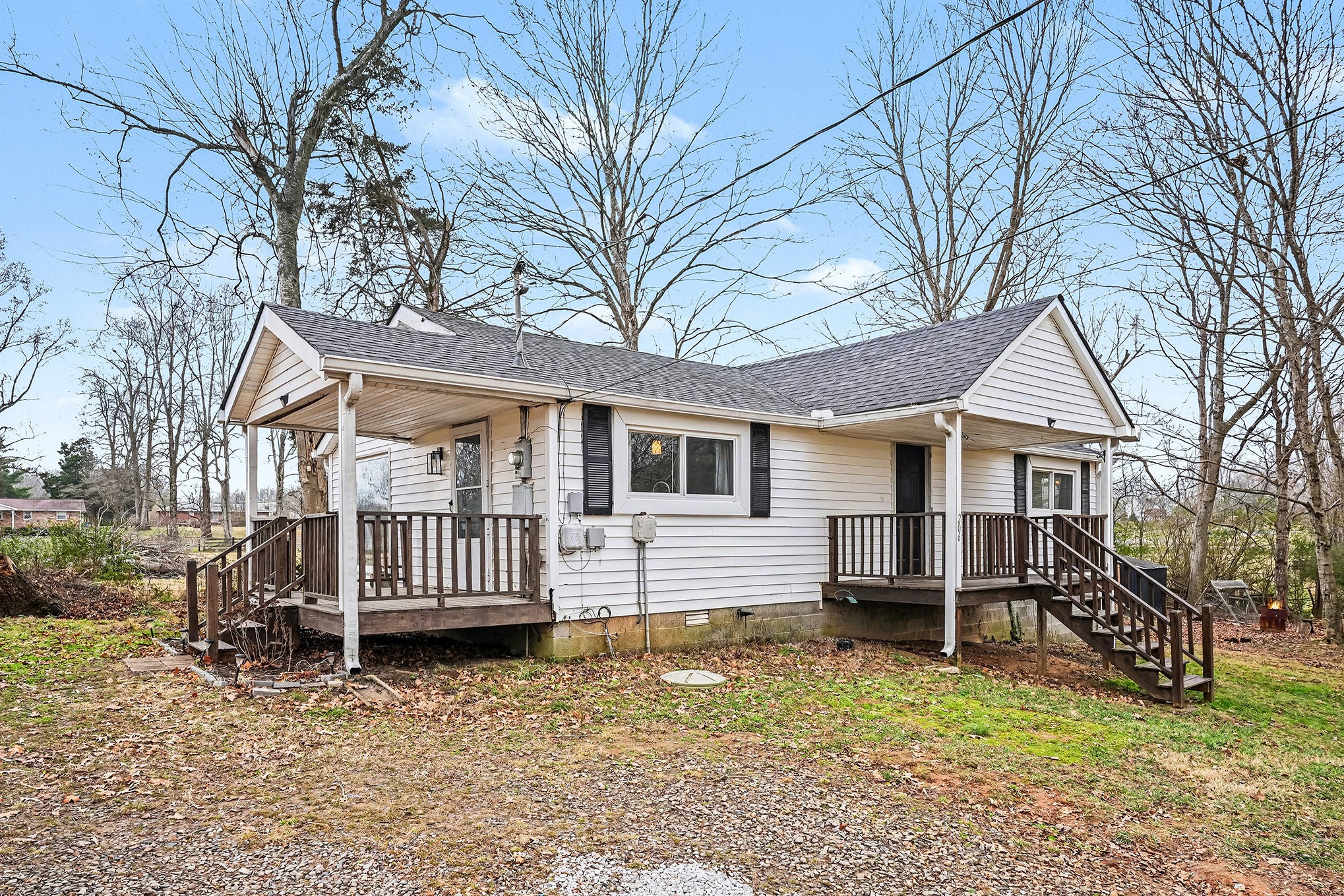 206 College Street Burns, TN 37029 - Photo 2 of 14