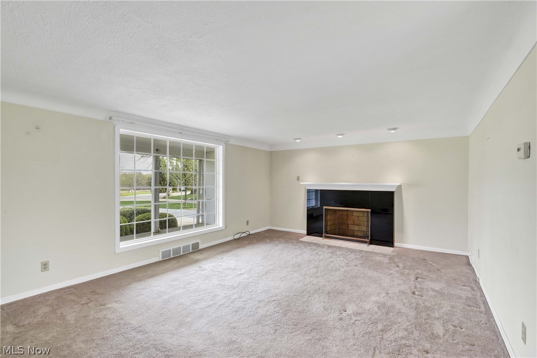 33015 Detroit Road Avon, OH 44011 - Photo 7 of 50