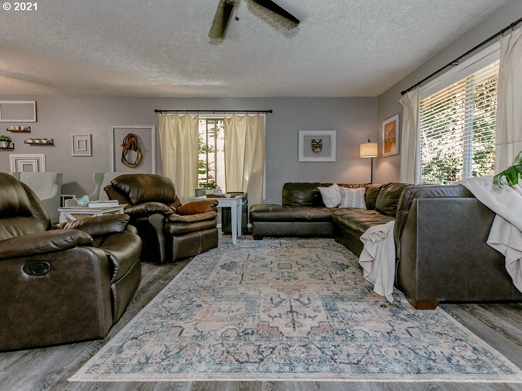 27014 Northeast Hathaway Road Camas, WA 98607 - Photo 7 of 31