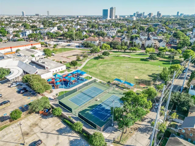 $780,000 | 1808 Ridgewood Street, Houston, TX 77006