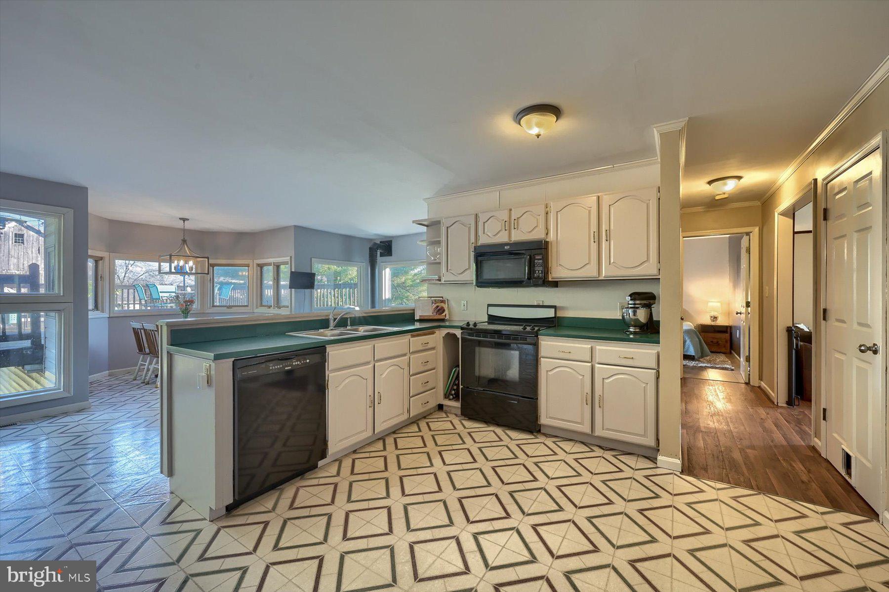 530 Wagonwheel Road Lititz, PA 17543 - Photo 10 of 35 Gallery Image 10