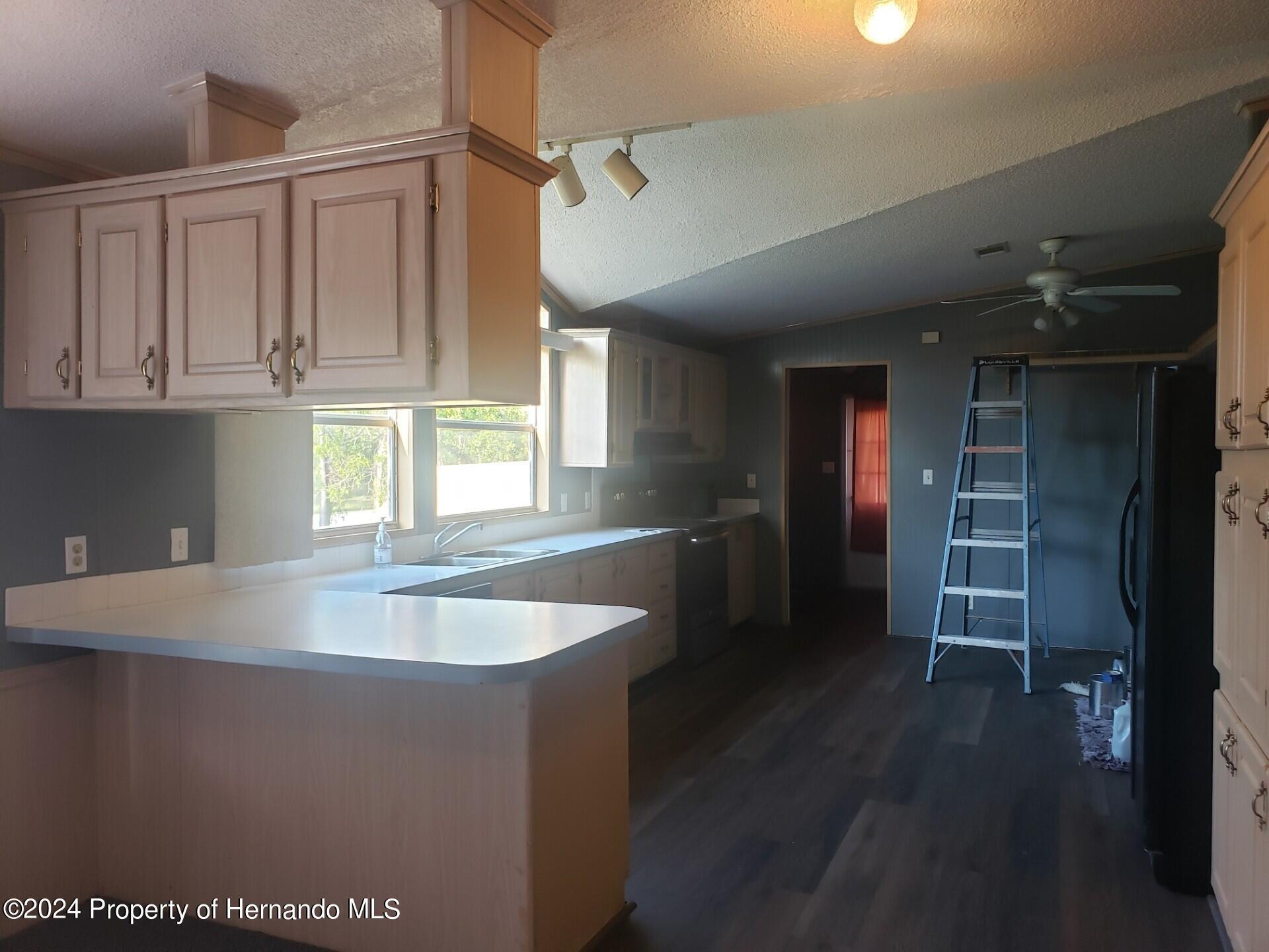 14370 Switch Back Road Spring Hill, FL 34609 - Photo 8 of 22 Gallery Image 8
