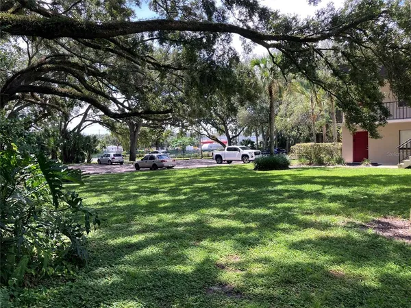 $1,675 | 11703 Raintree Village Boulevard, Unit B, Temple Terrace, FL 33617