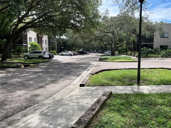 $1,675 | 11703 Raintree Village Boulevard, Unit B, Temple Terrace, FL 33617