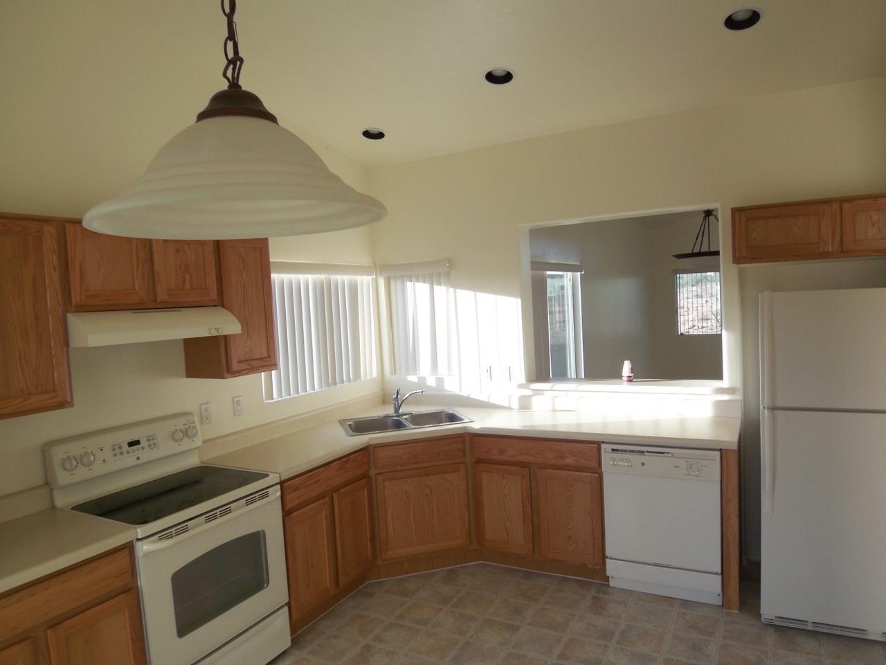 1785 Puerta Court Rio Rico, AZ 85648 - Photo 3 of 4