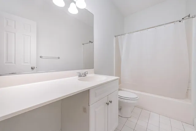 $279,000 | 4003 Radcliffe Pl Drive, Unit B5, Charleston, SC 29414