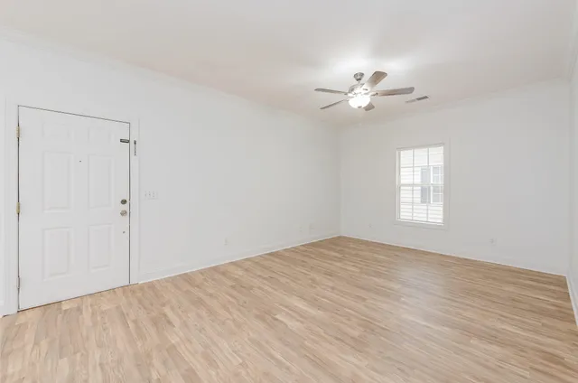 $279,000 | 4003 Radcliffe Pl Drive, Unit B5, Charleston, SC 29414