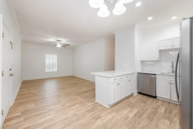 $279,000 | 4003 Radcliffe Pl Drive, Unit B5, Charleston, SC 29414