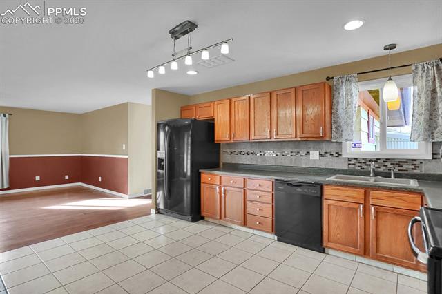 405 Placid Road Colorado Springs, CO 80910 - Photo 9 of 25 Gallery Image 9