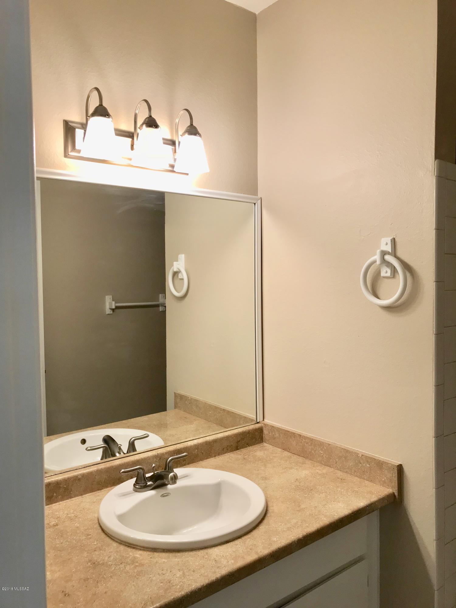 3750 North Country Club Road, Unit 15 Tucson, AZ 85716 - Photo 16 of 22