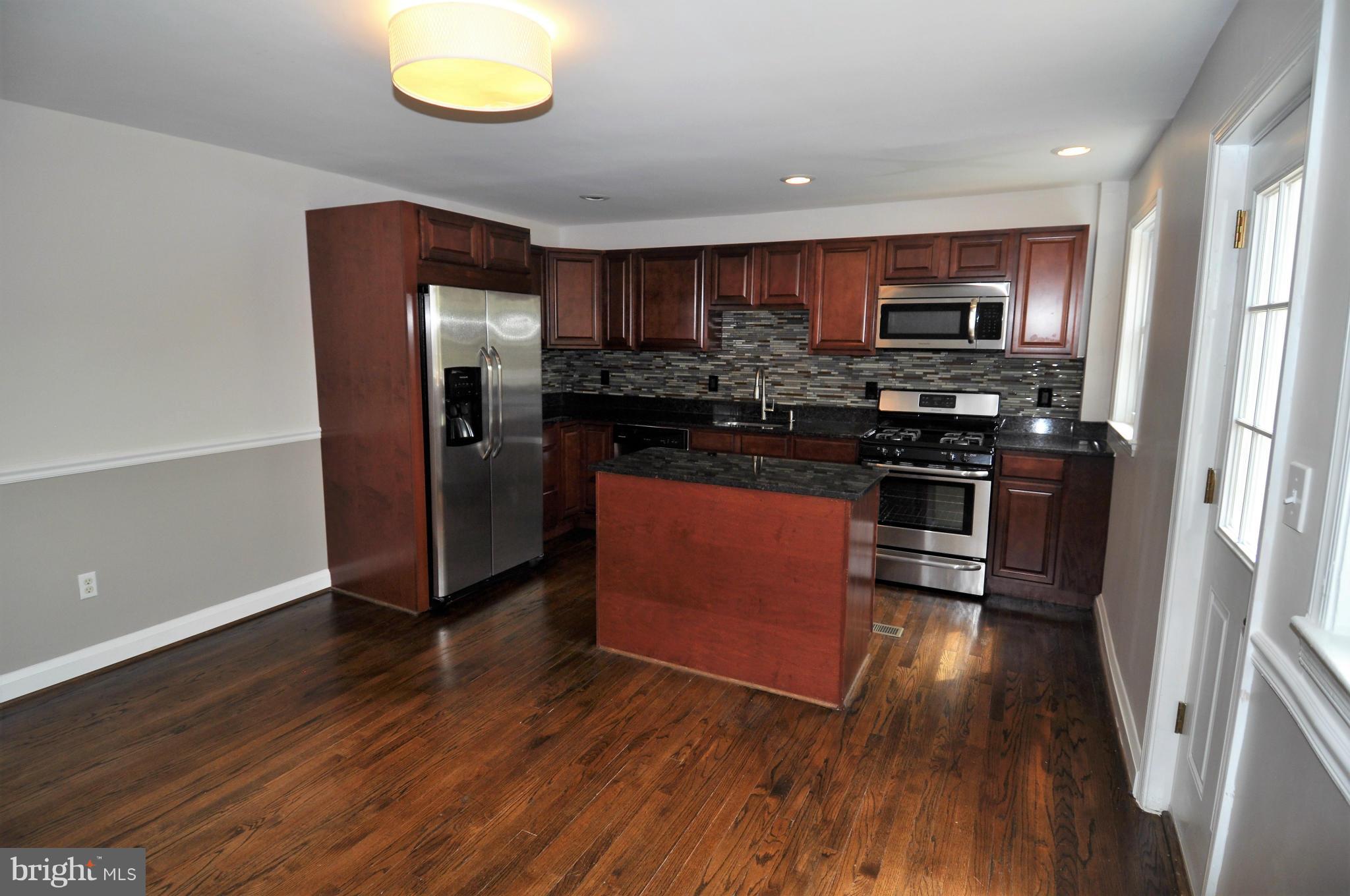 1603 Northbourne Road Baltimore, MD 21239 - Photo 3 of 22 Kitchen
