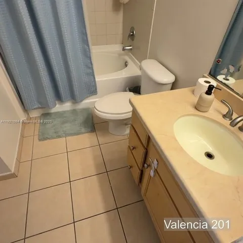 a bathroom with a tub