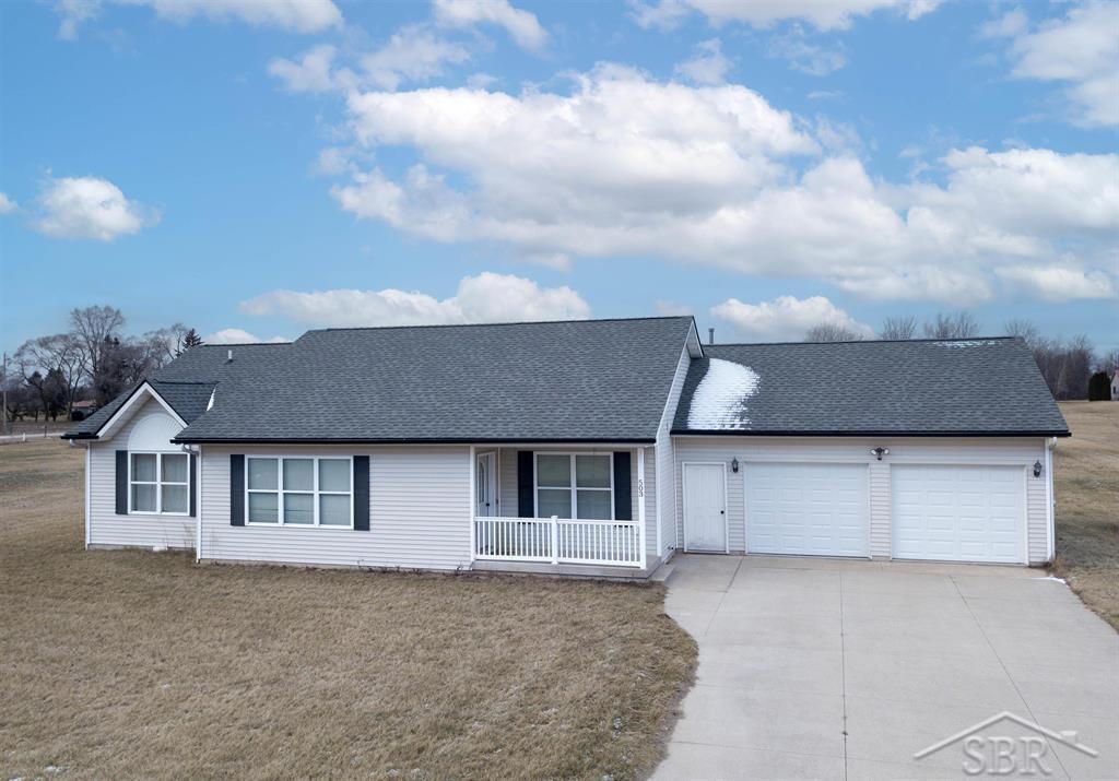 503 East Shaffer Road Hope, MI 48628 - Photo 1 of 35