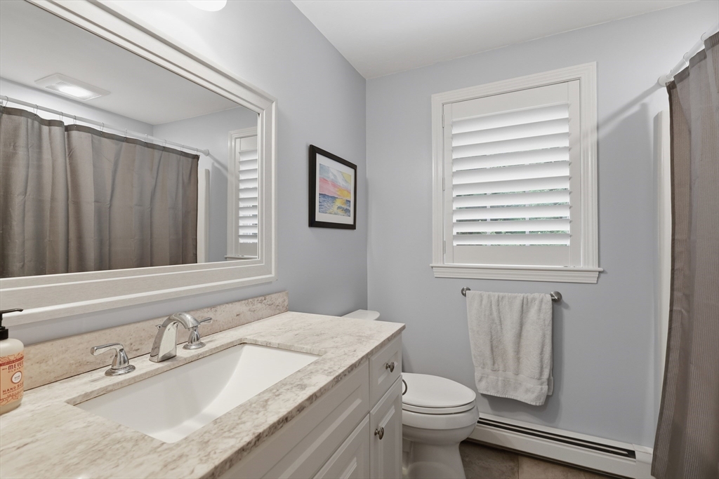 115 Hunter Road Uxbridge, MA 01569 - Photo 29 of 38