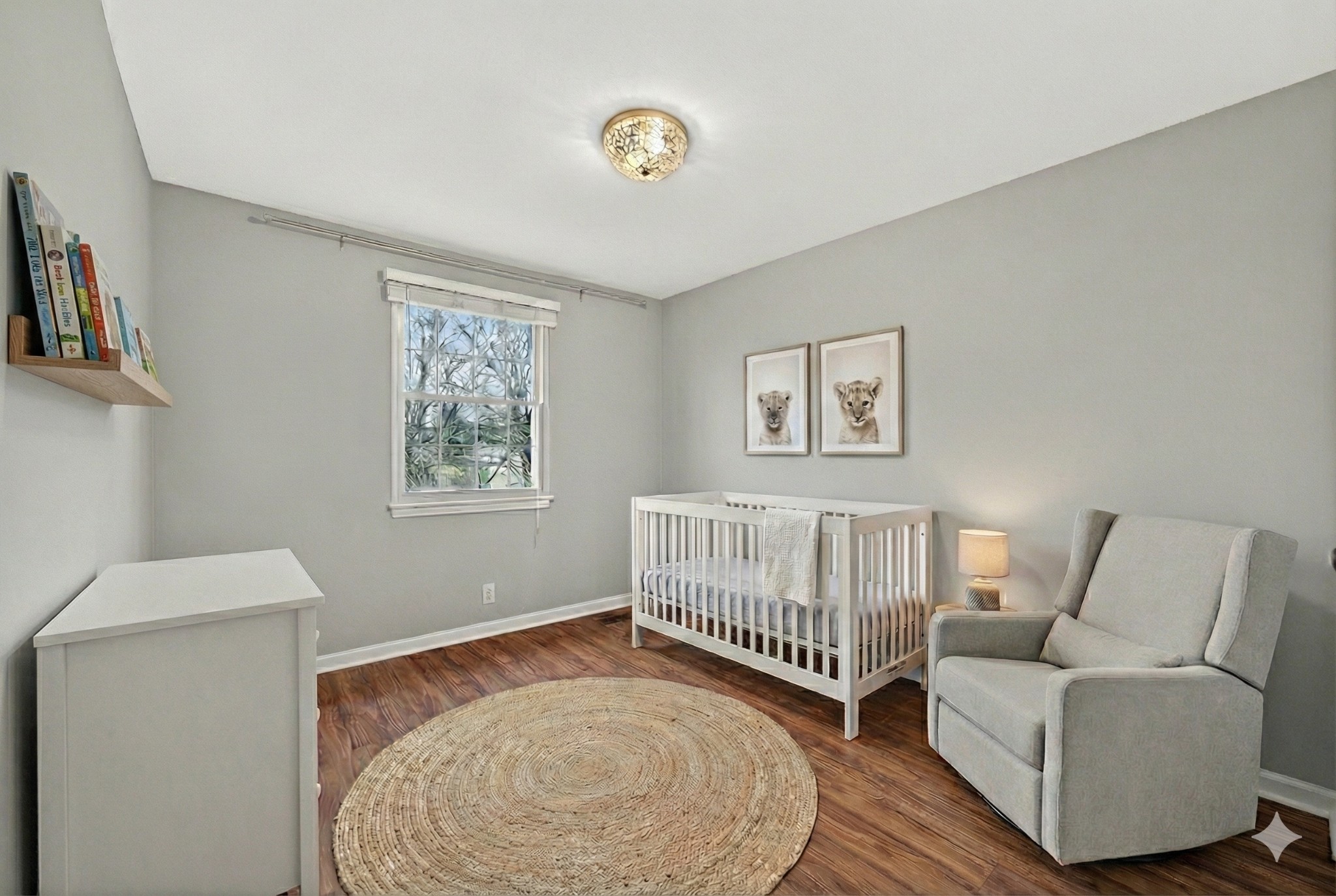 1011 Murfreesboro Road, Unit J2 Franklin, TN 37064 - Photo 24 of 29 a view of livingroom with furniture and workspace