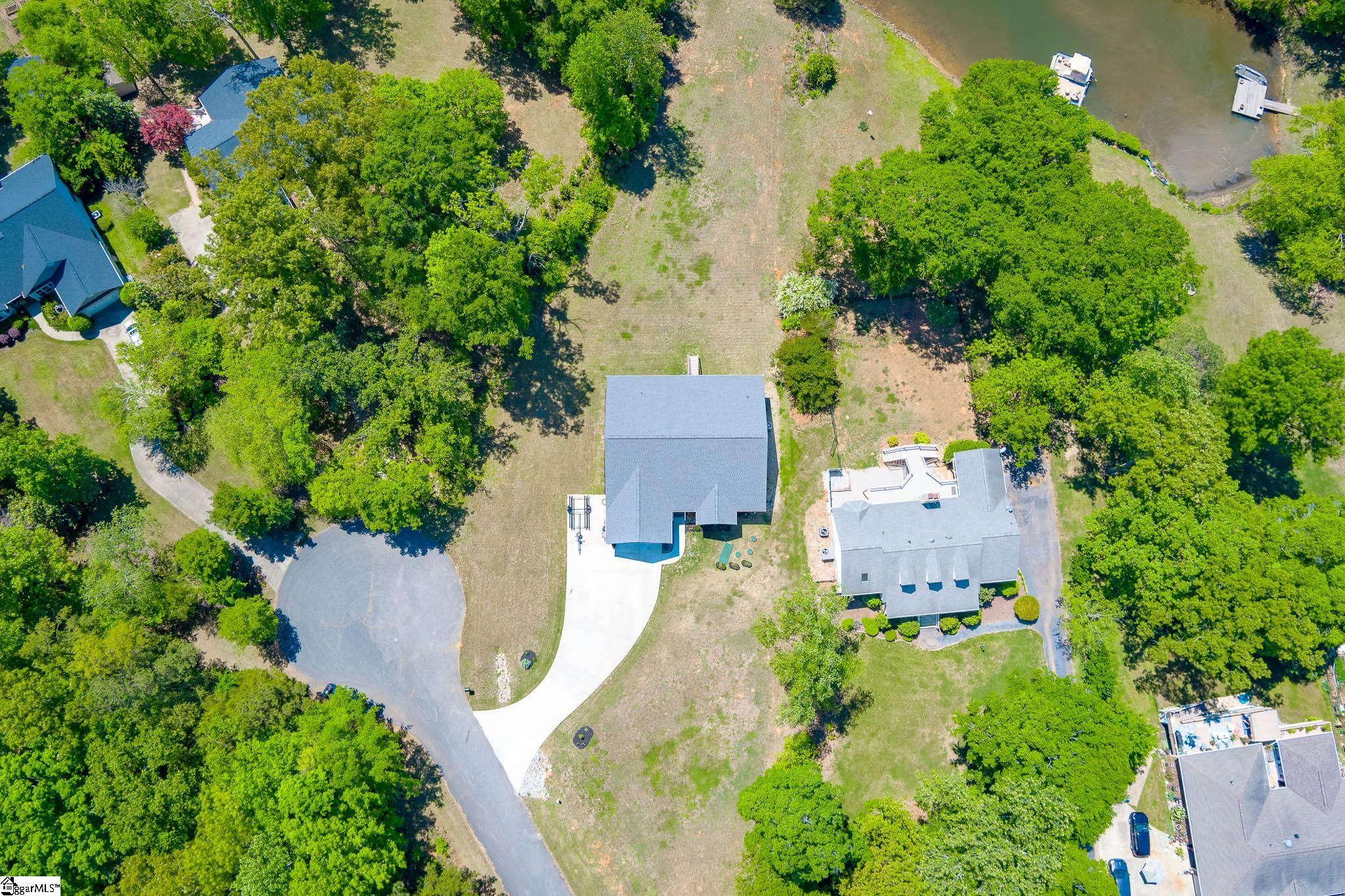 102 Indian Ridge Point Laurens, SC 29360 - Photo 34 of 39