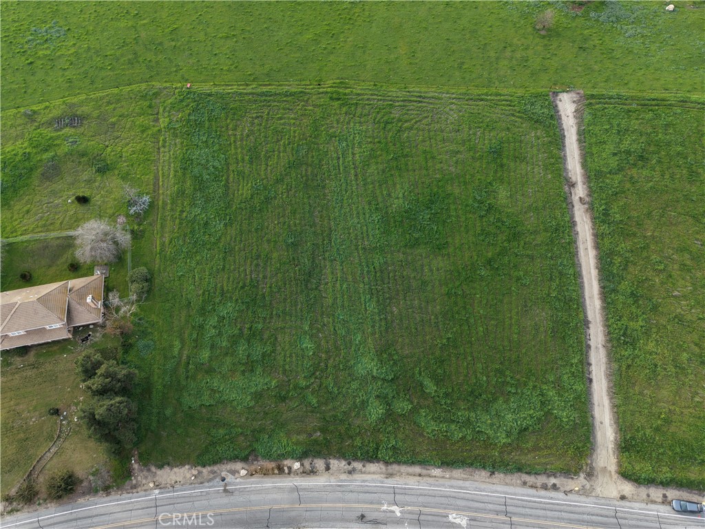 125 High Sierra Drive Exeter, CA 93221 - Photo 2 of 19 a view of a small yard