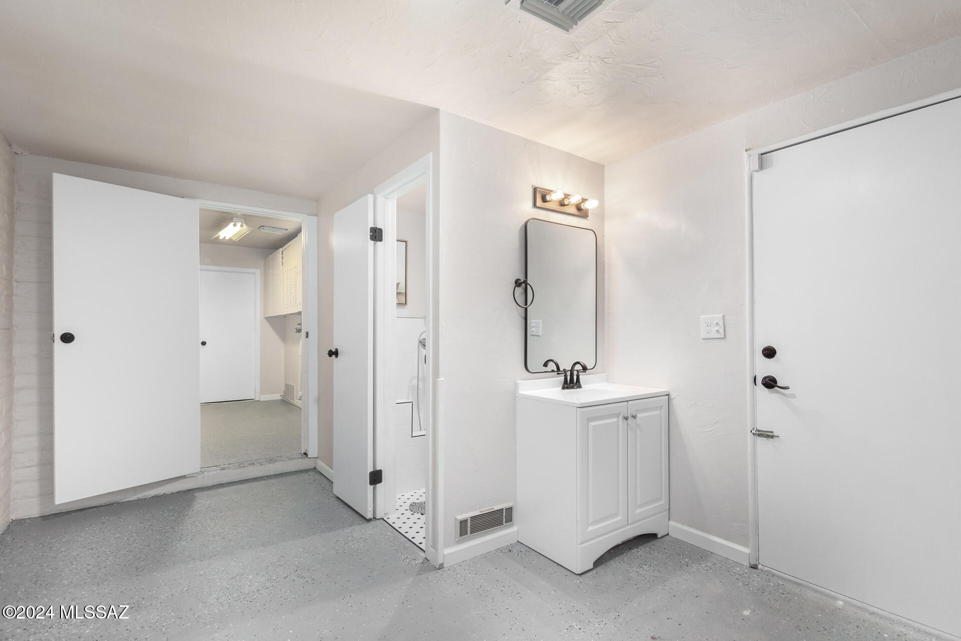 8411 East Rolling Ridge Street Tucson, AZ 85710 - Photo 26 of 30 Gallery Image 26