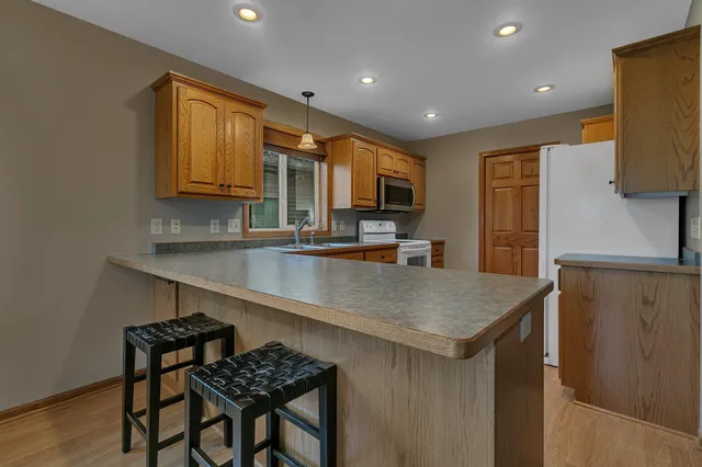 $349,900 | 1664 Payton Court Northeast, Sauk Rapids, MN 56379