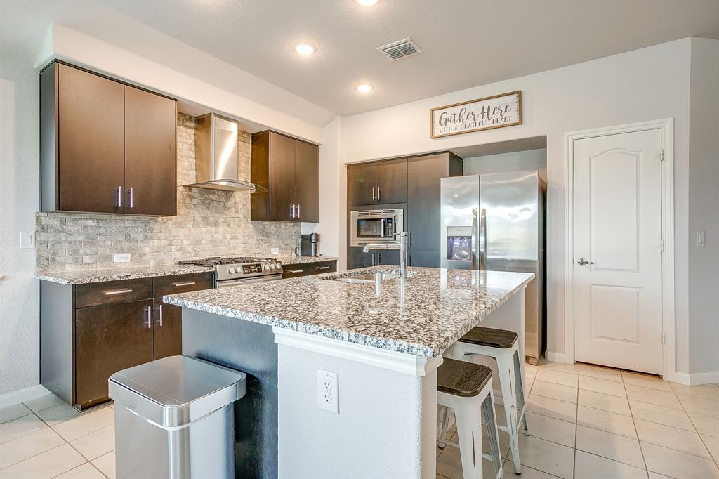 1069 Nighthawk Trail Alvarado, TX 76009 - Photo 8 of 20