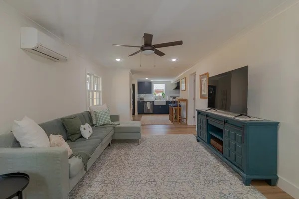 $1,300 | 1519 1/2 16th Avenue, Columbus, GA 31901