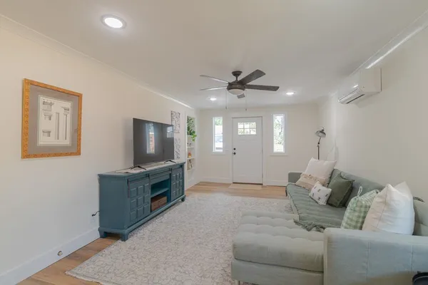 $1,300 | 1519 1/2 16th Avenue, Columbus, GA 31901