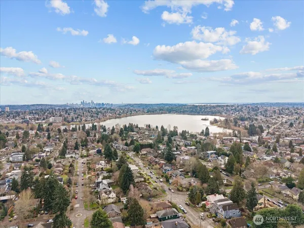 $4,000 | 8250 Corliss Avenue North, Seattle, WA 98103