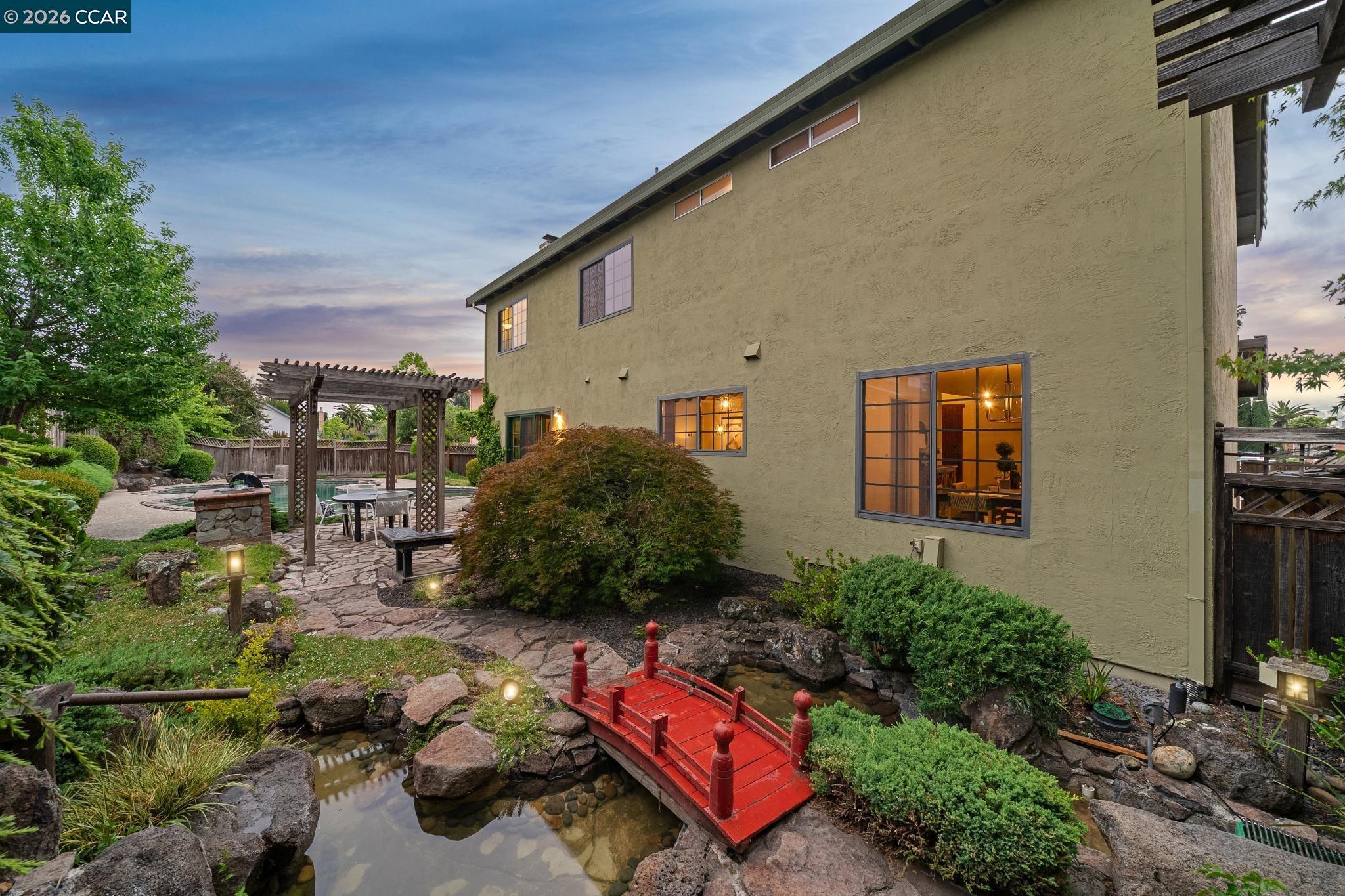 737 Arboles Place San Ramon, CA 94583 - Photo 12 of 71