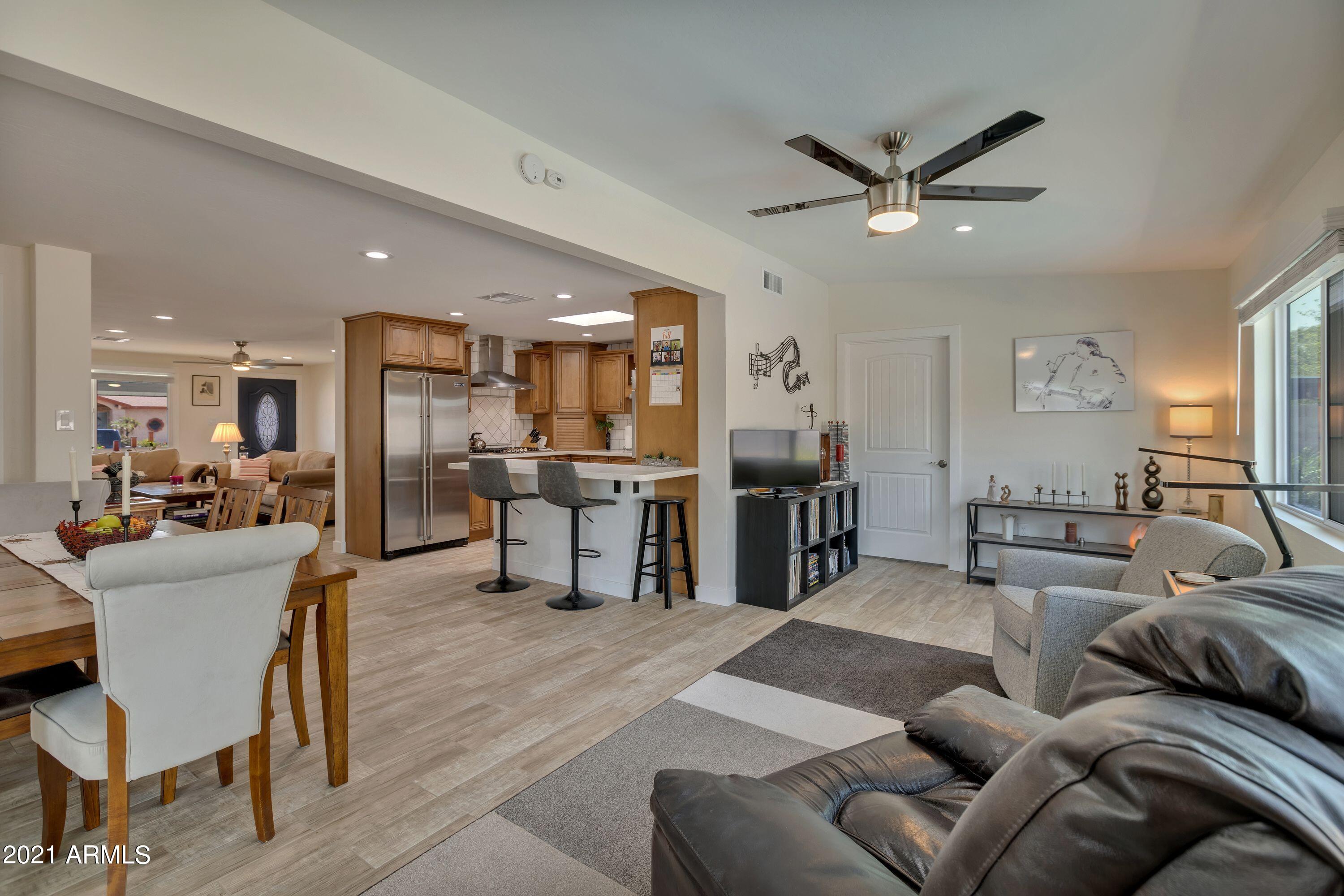 13838 North 37th Way Phoenix, AZ 85032 - Photo 13 of 31 FAMILY ROOM