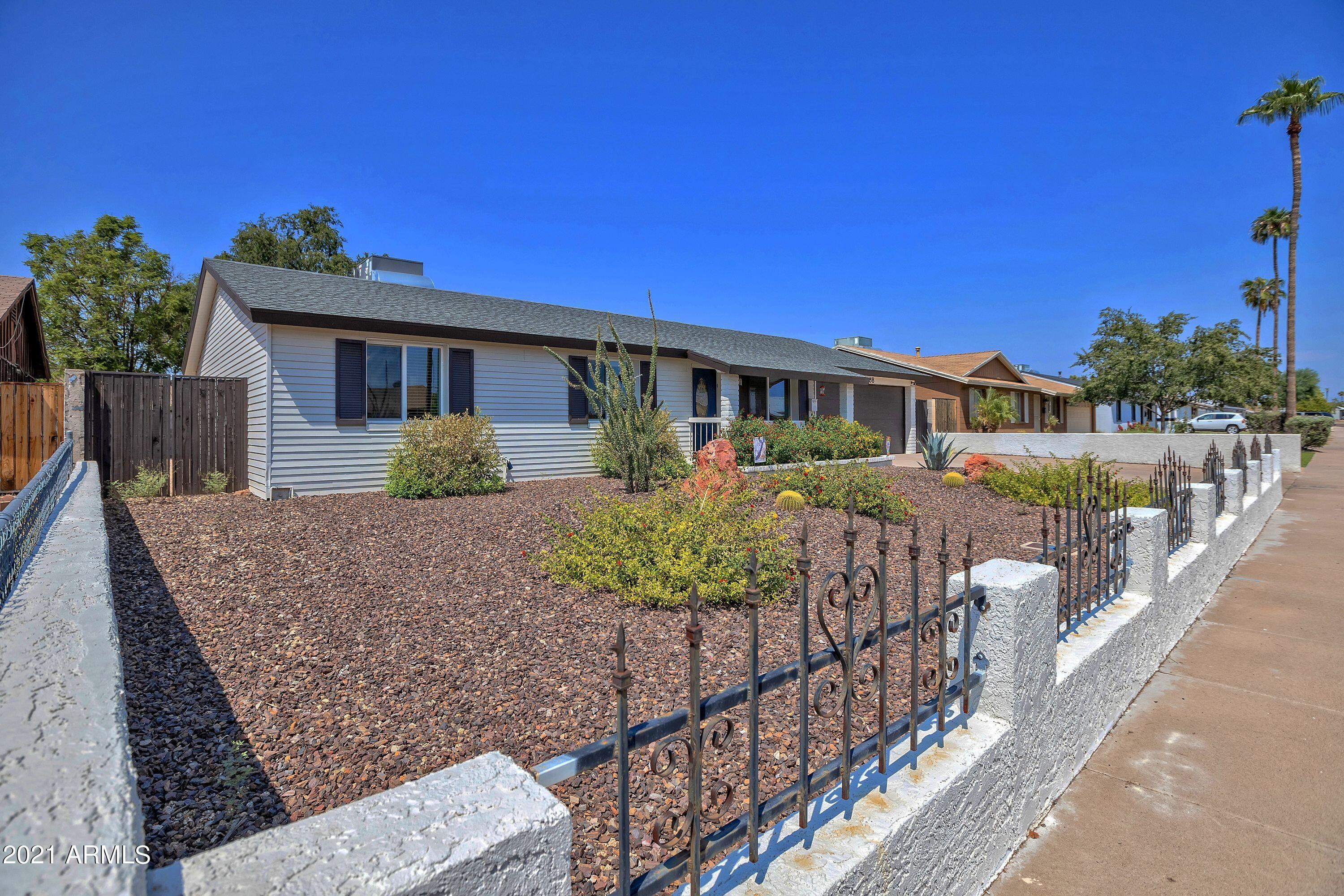 13838 North 37th Way Phoenix, AZ 85032 - Photo 2 of 31 FRONT VIEW 2